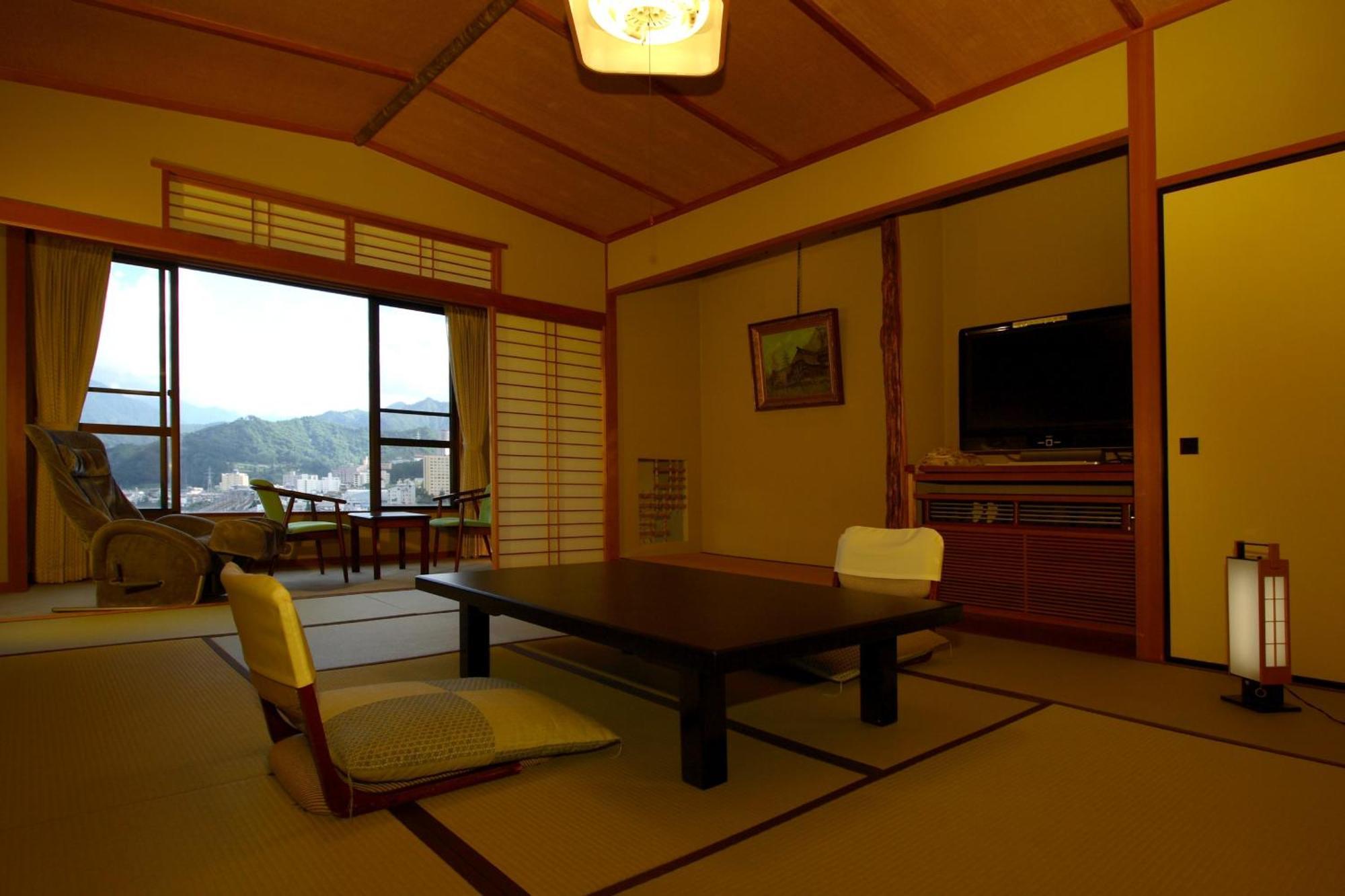 Takahan Yuzawa  Zimmer foto